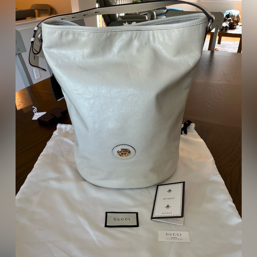 NWT GUCCI MORPHEUS LARGE HOBO  WITH COA